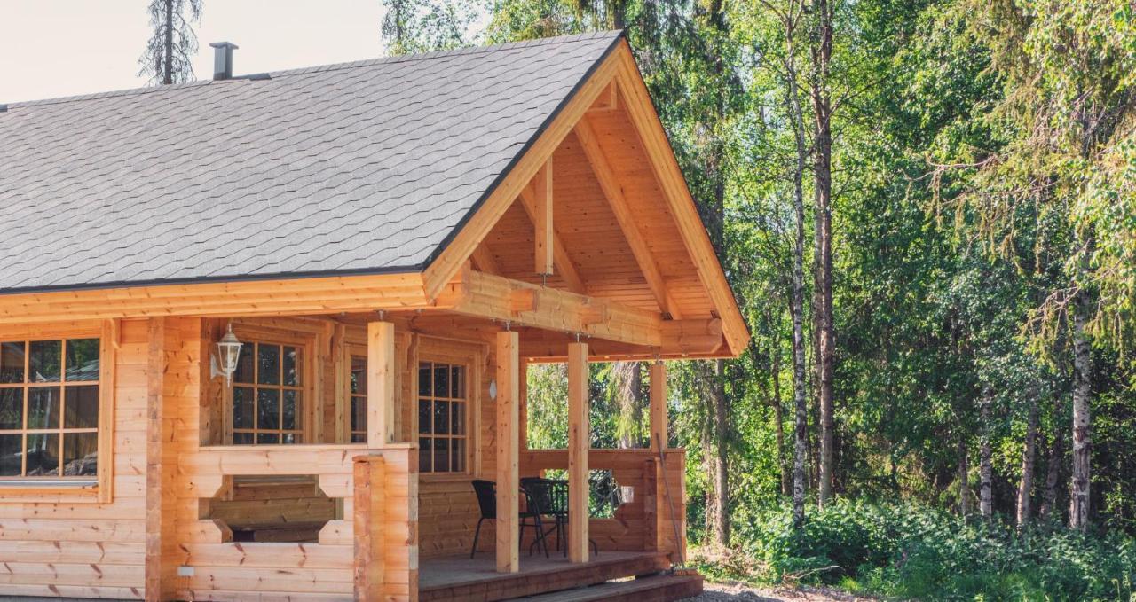 מואוניו Harriniva Adventure Resort Cabins מראה חיצוני תמונה